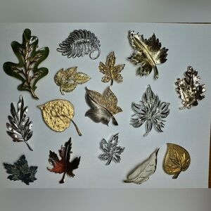15 Vintage Leaf Pins Brooches, Sarah Coventry, Trifari, Gerry’s, J.J.